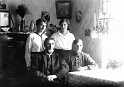 1915 Maria, Erik, Hildur och Agnes
